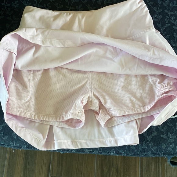 Light pink active skort - Picture 7 of 7